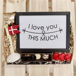 Gavekurv til mor med lys og tekst