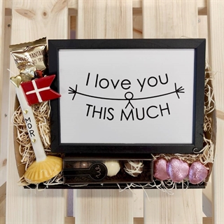 Gavekurv til mor med lys og tekst