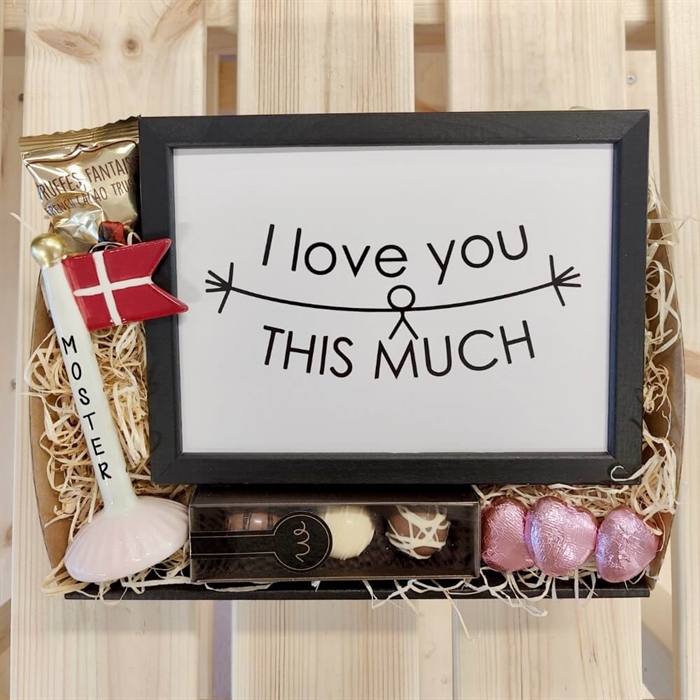 Gavekurv til mor med lys og tekst