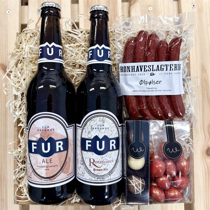 Presentkorg med 2 Fur-öl Classic, Pilsner och lakrits 