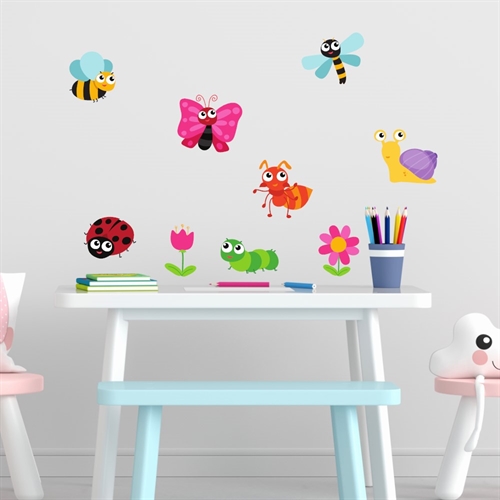 Färgglatt wallsticker-ark med söta insekter som fjärilar, sniglar och blommor