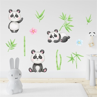 Akvarell wallstickers med pandabjörnar och bambu